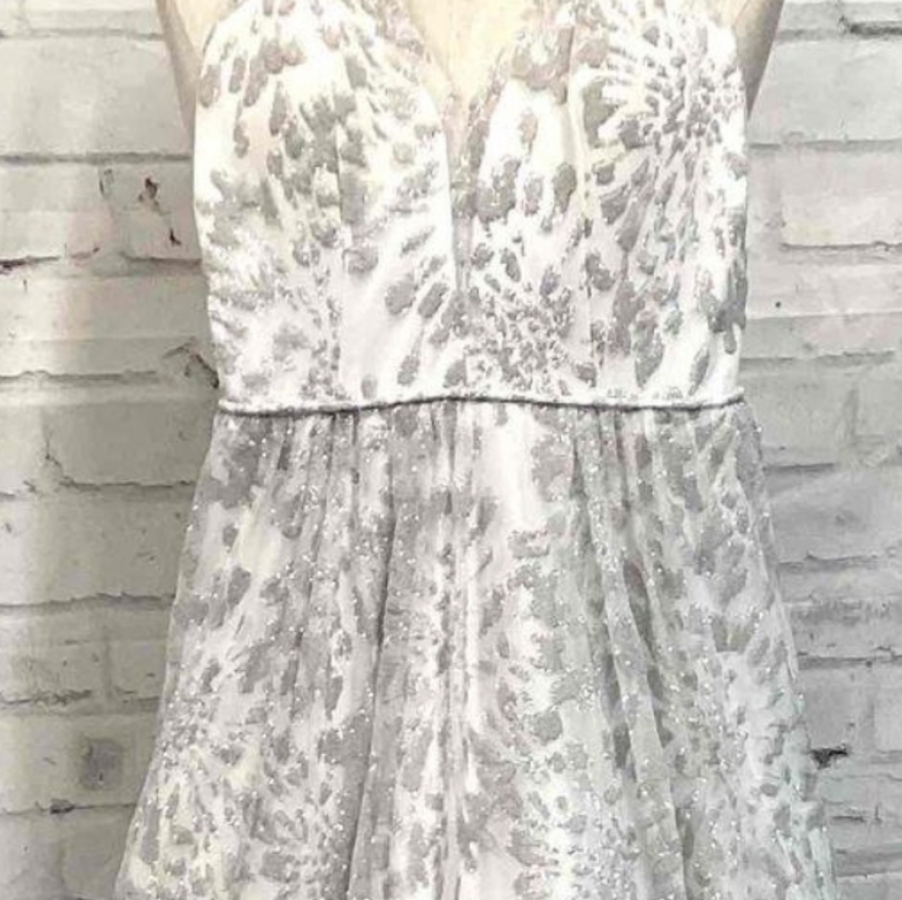 Gb Womens White Spaghetti Straps Beading Empire Waist Wedding Dress Size 1